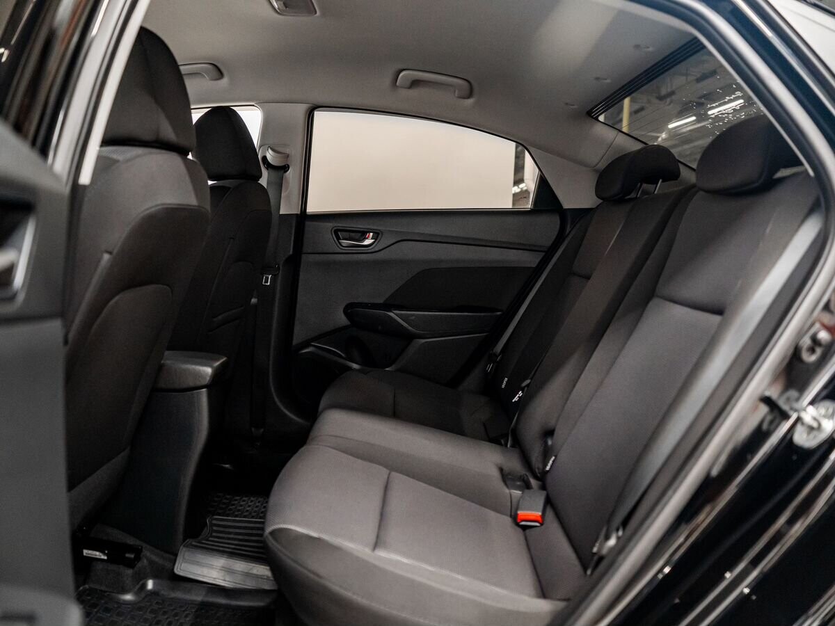 Hyundai Solaris 2019 - фото автомобиля
