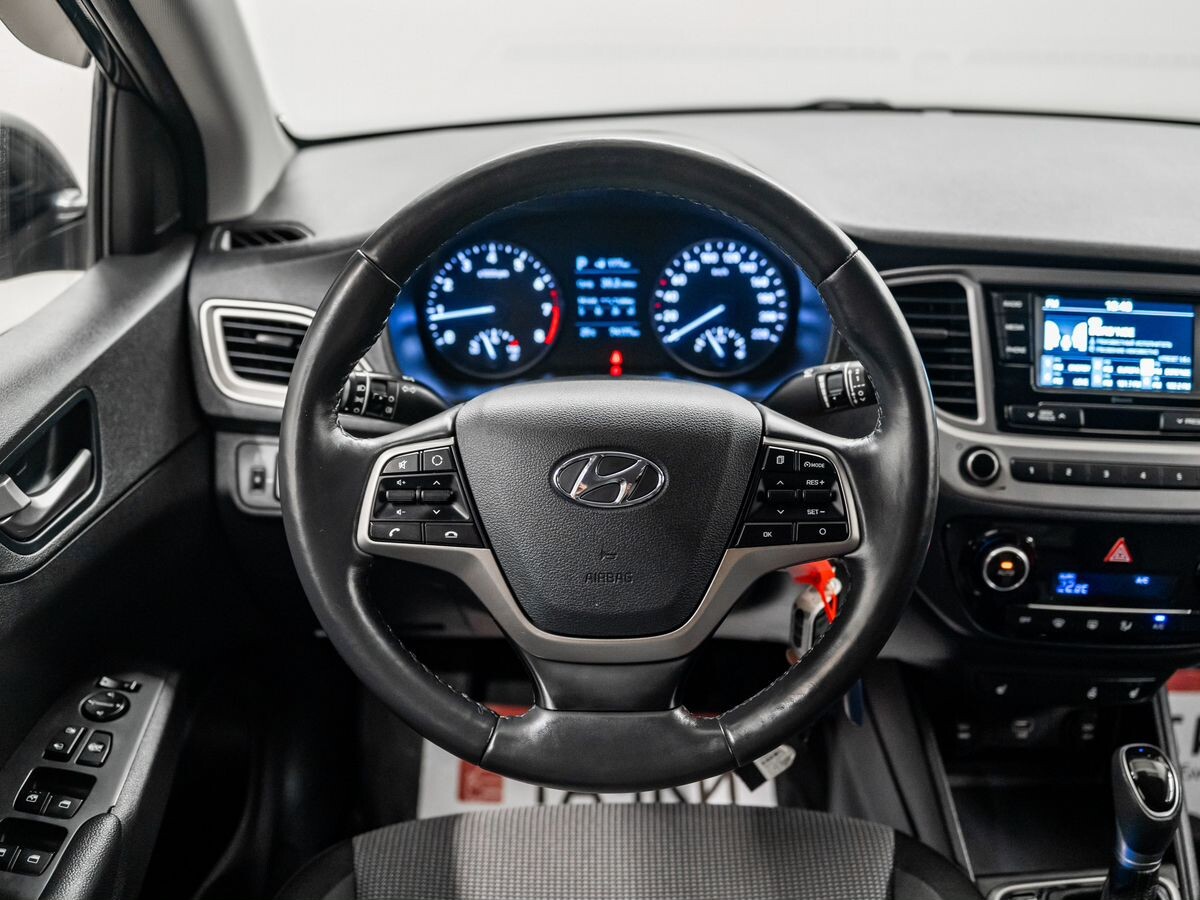 Hyundai Solaris 2019 - фото автомобиля