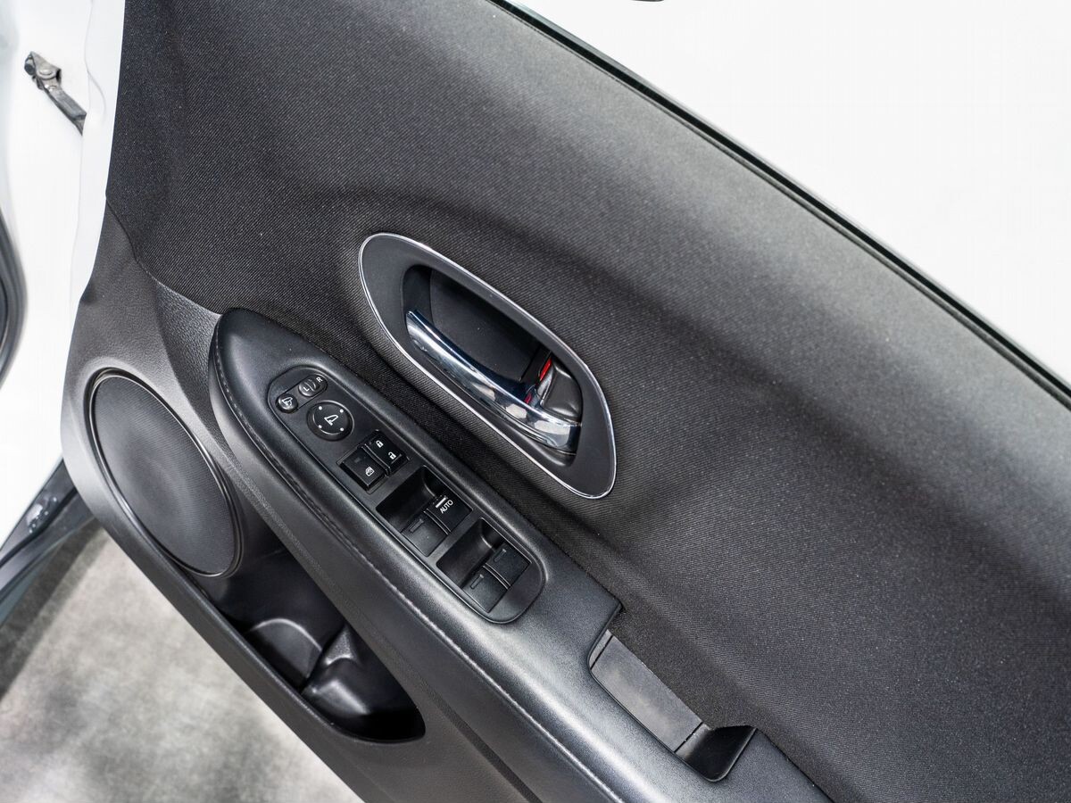 Honda Vezel 2014 - фото автомобиля