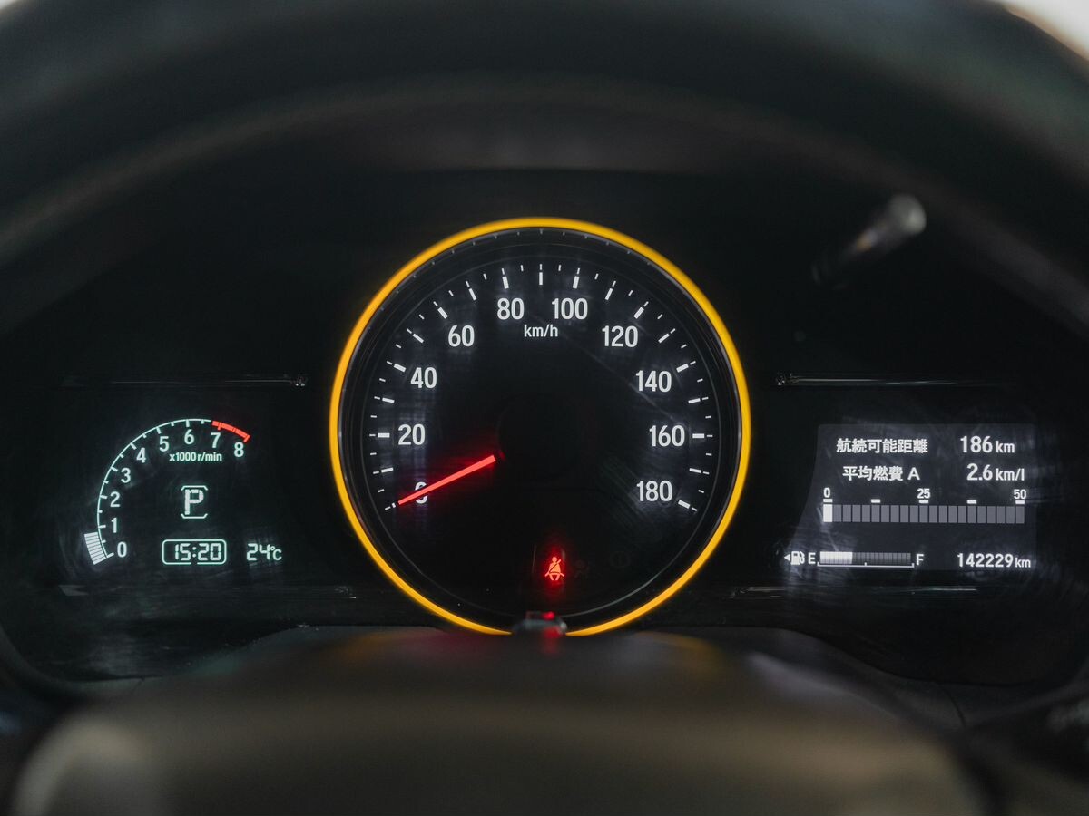 Honda Vezel 2017 - фото автомобиля