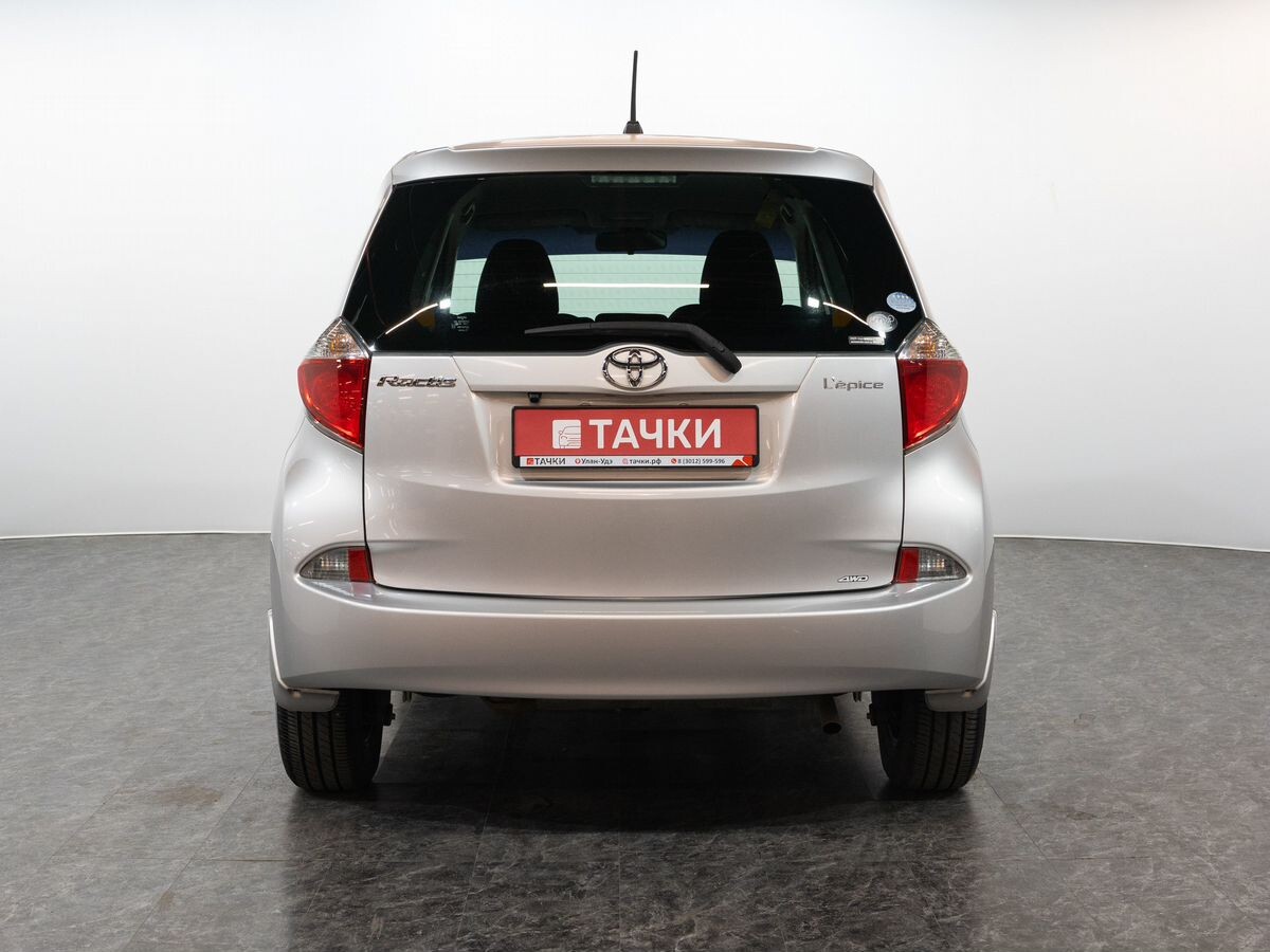 Toyota Ractis 2012 - фото автомобиля
