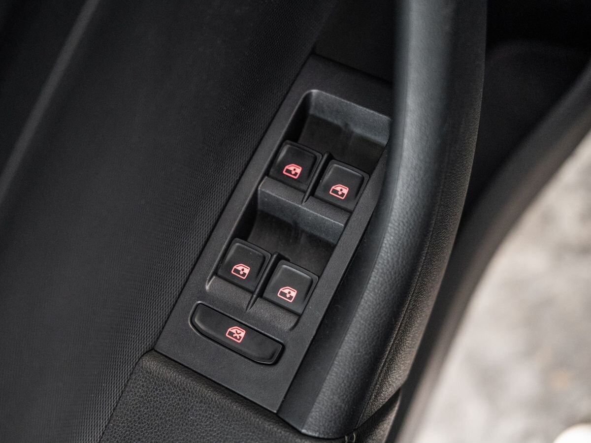 Volkswagen Polo 2022 - фото автомобиля