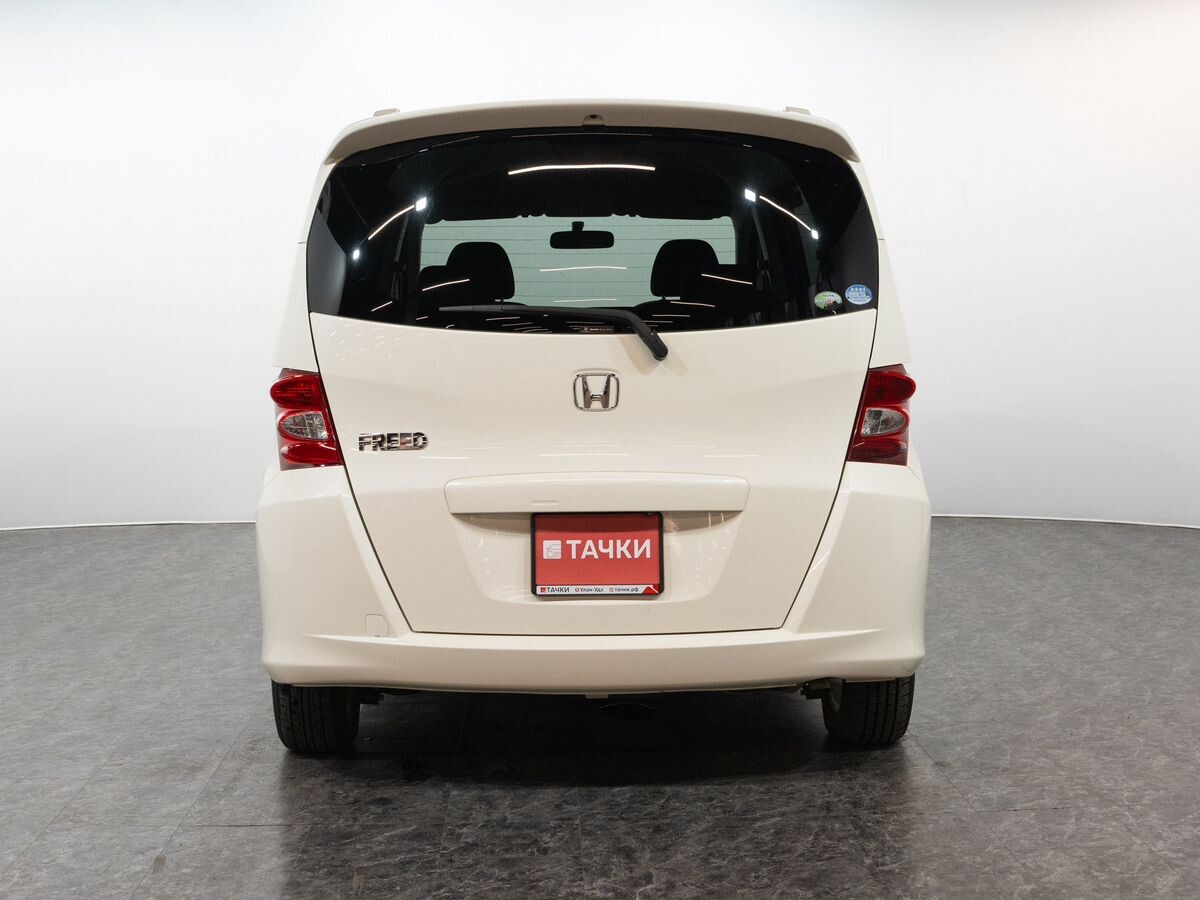 Honda Freed 2008 - фото автомобиля