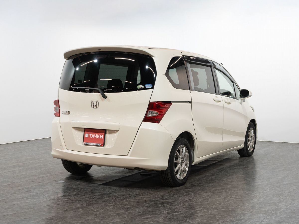 Honda Freed 2008 - фото автомобиля