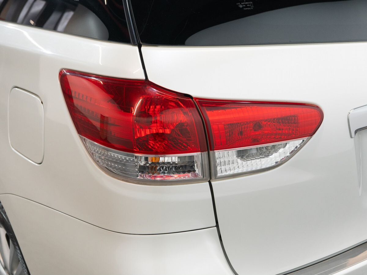 Toyota Wish 2009 - фото автомобиля