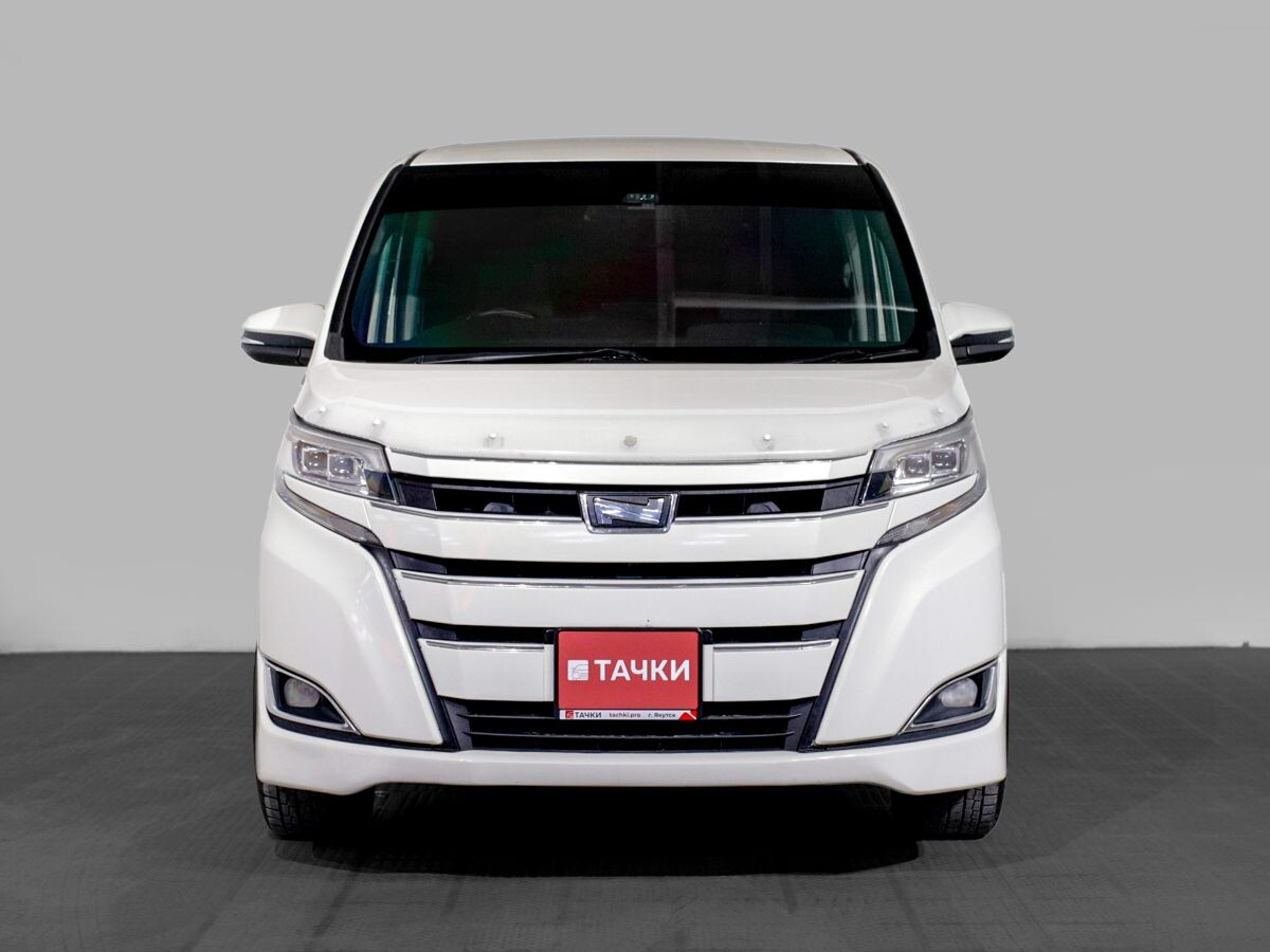 Toyota Noah 2019 - фото автомобиля
