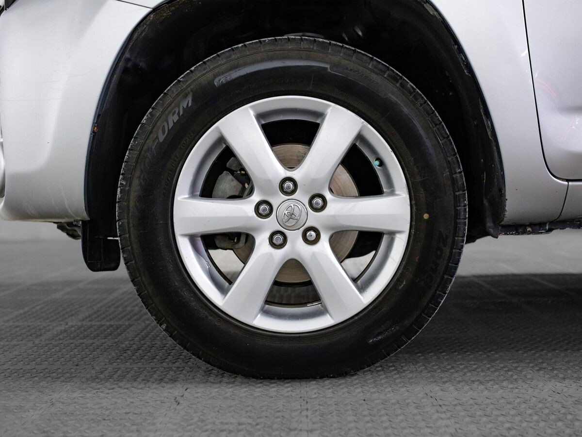 Toyota Vanguard 2007 - фото автомобиля