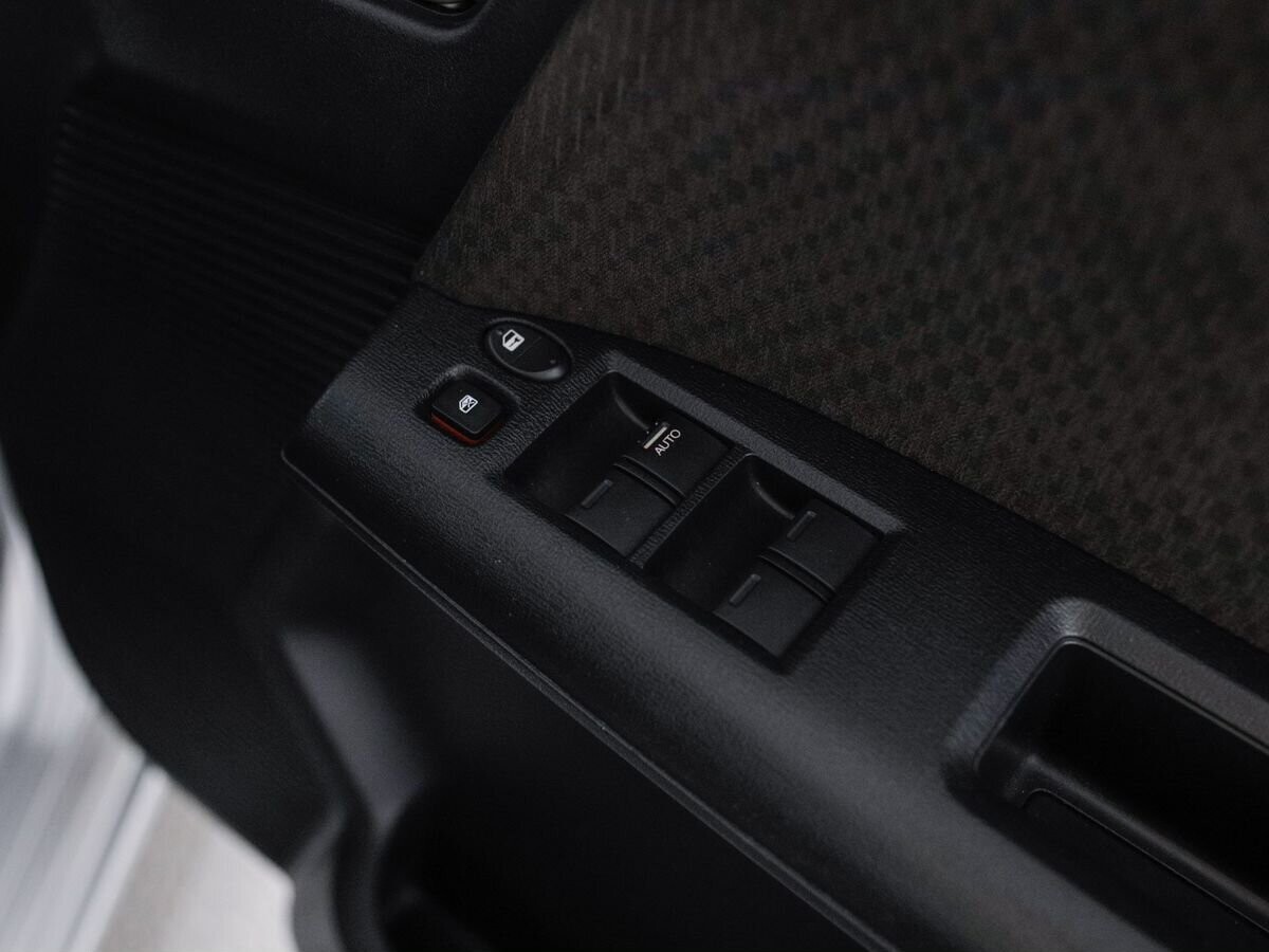 Honda Freed 2012 - фото автомобиля