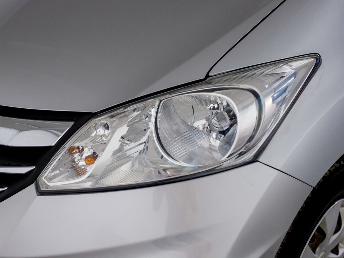 Honda Freed 2012 - фото автомобиля