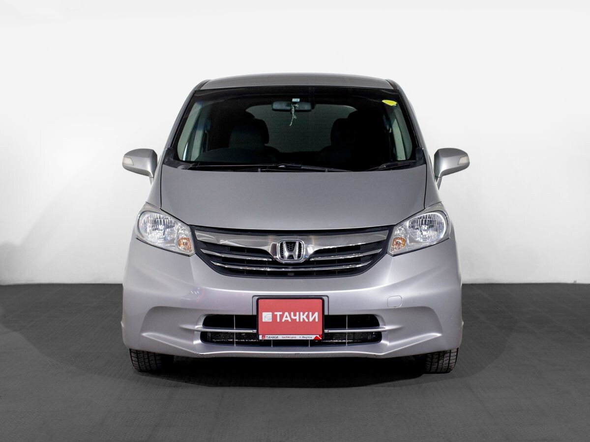 Honda Freed 2012 - фото автомобиля