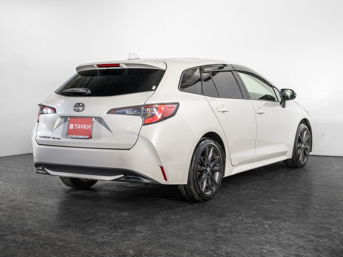 Toyota Corolla 2020 - фото автомобиля