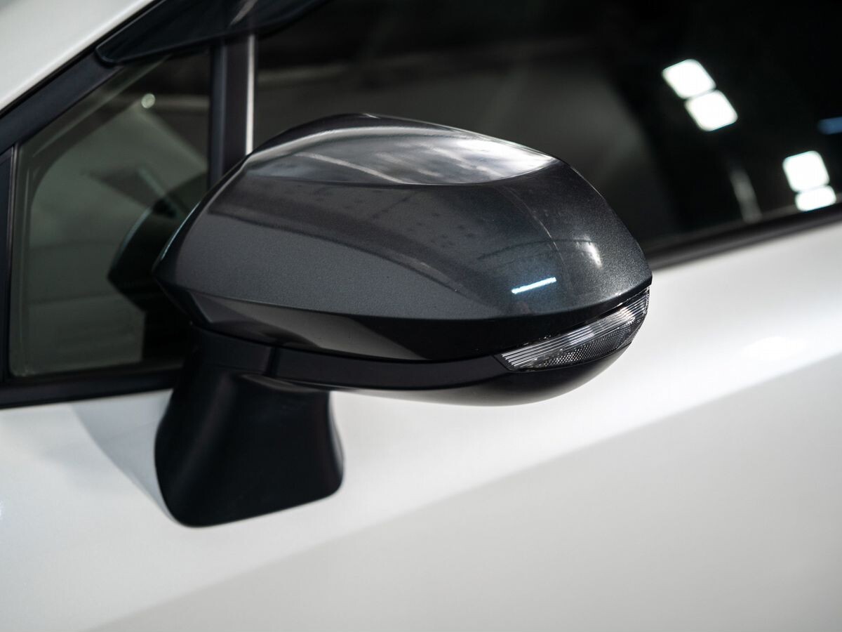 Toyota Corolla 2020 - фото автомобиля