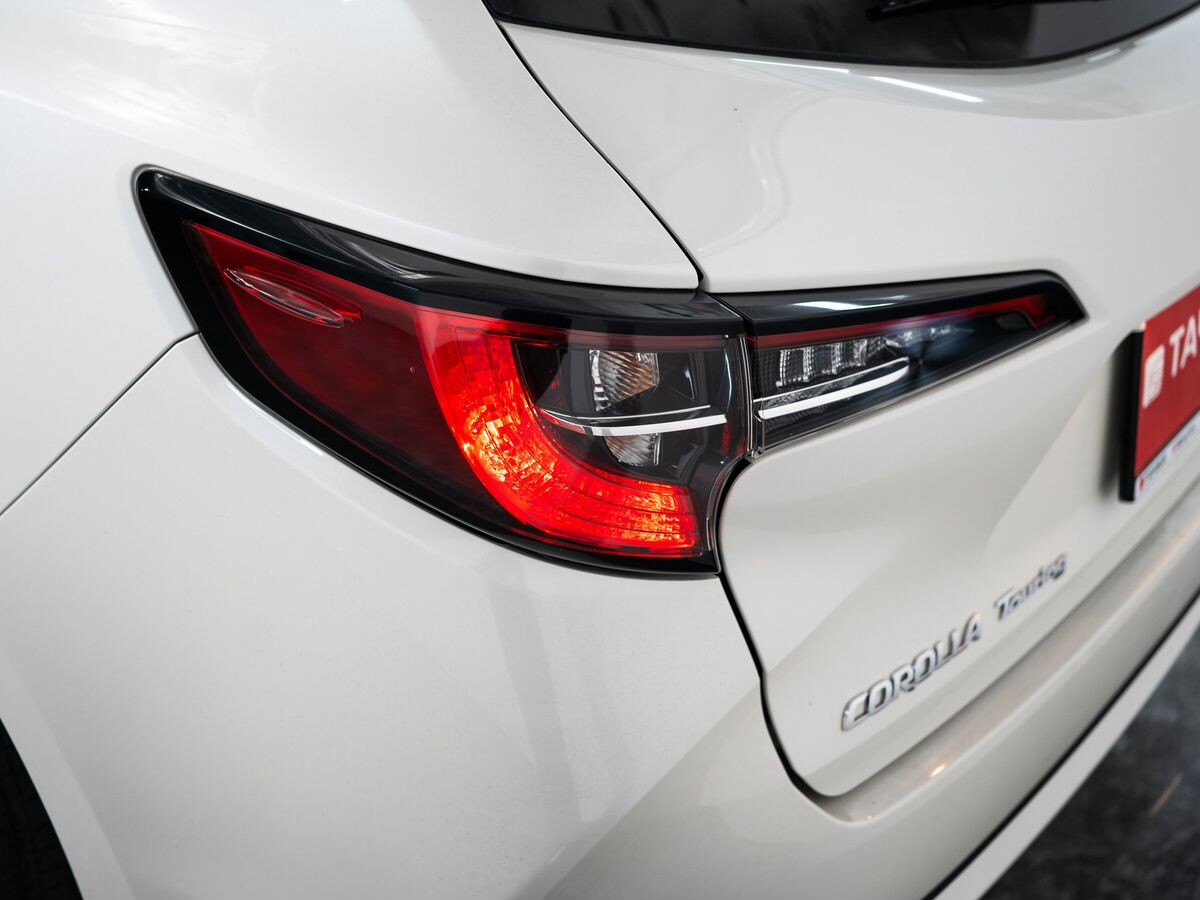 Toyota Corolla 2020 - фото автомобиля