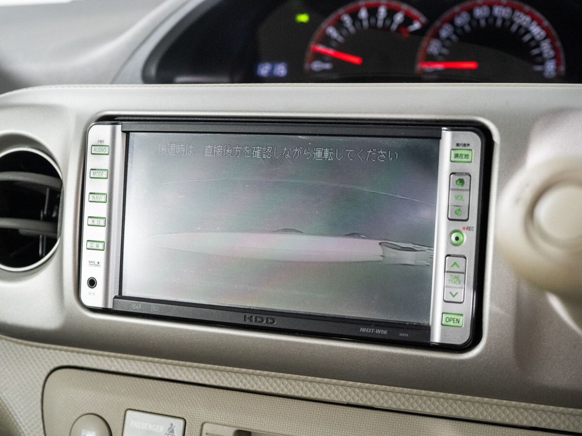 Toyota Porte 2011 - фото автомобиля