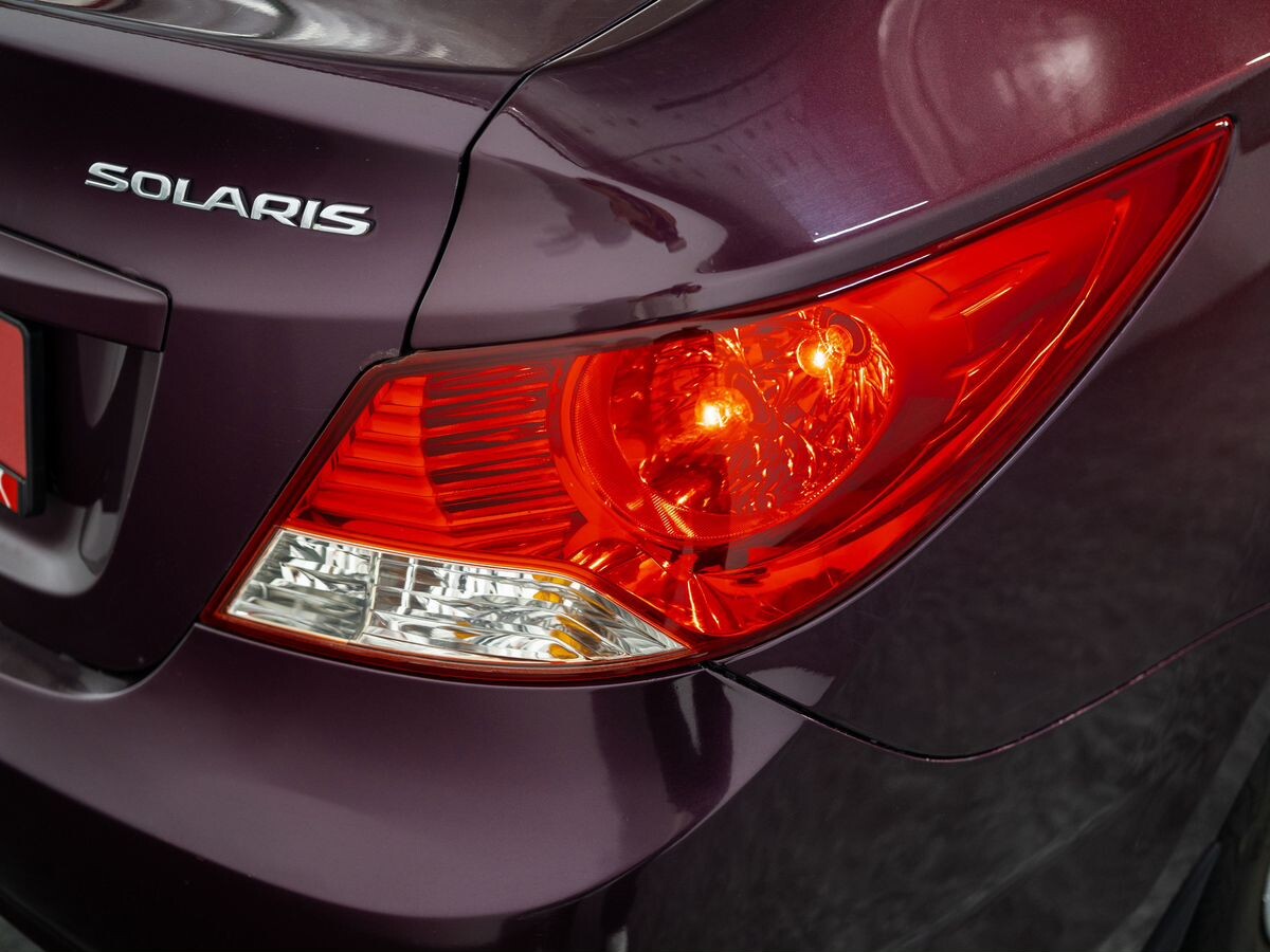 Hyundai Solaris 2013 - фото автомобиля