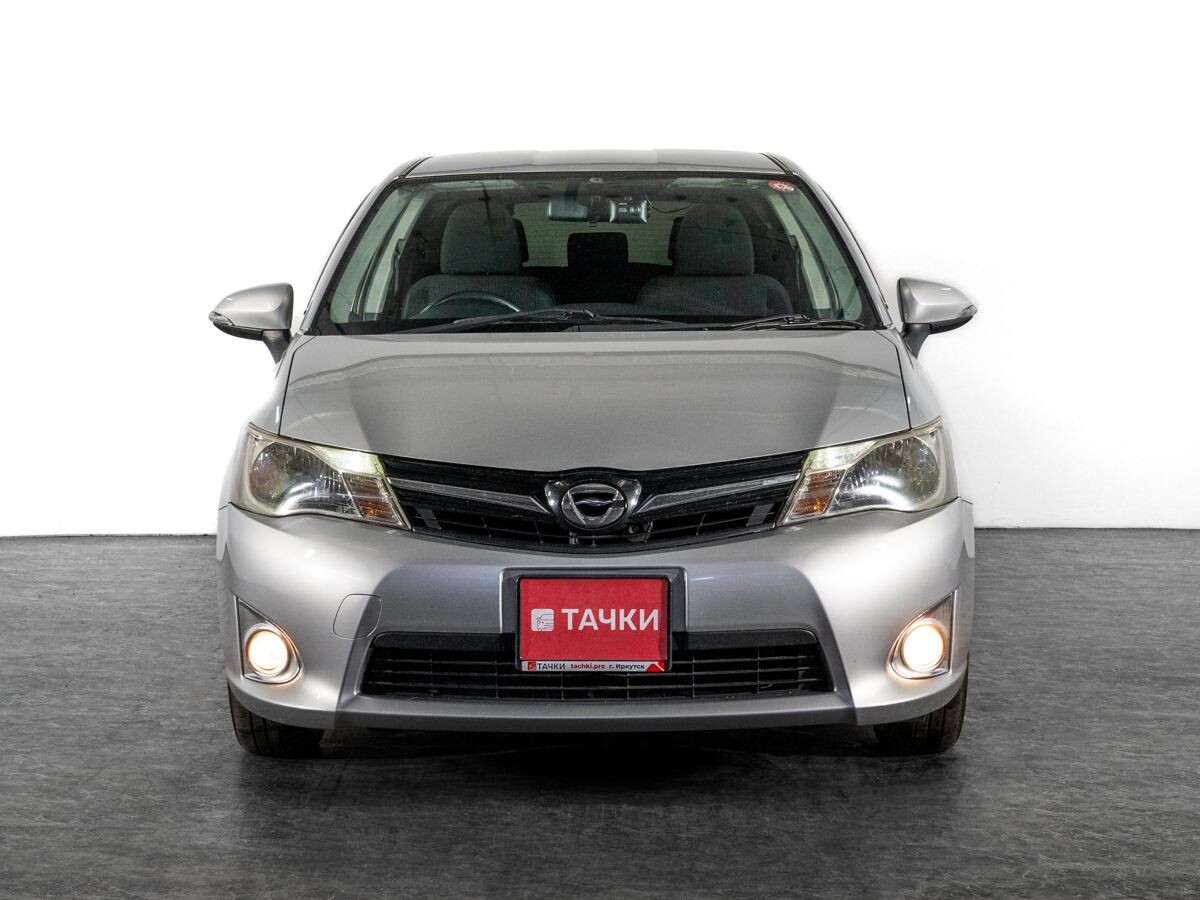 Toyota Corolla Fielder 2012 - фото автомобиля