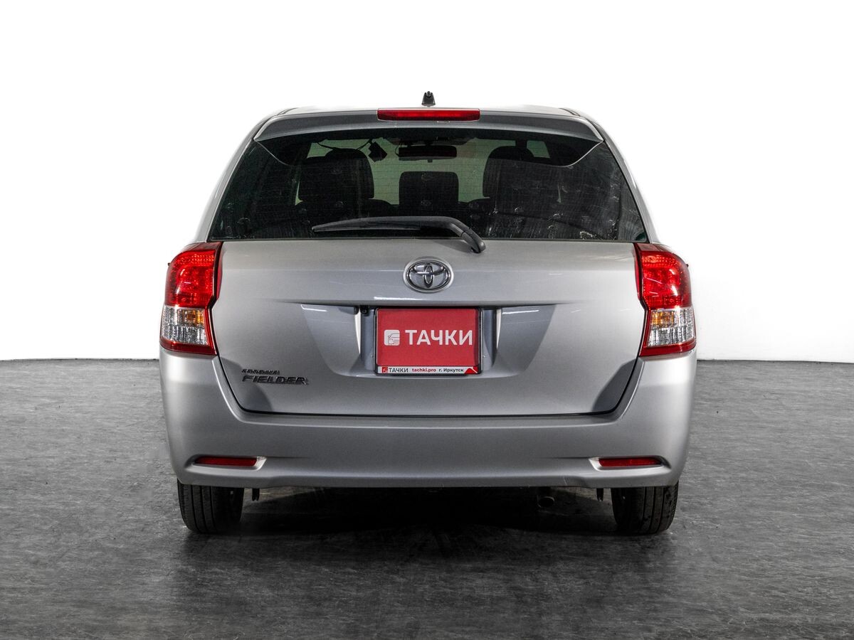 Toyota Corolla Fielder 2012 - фото автомобиля