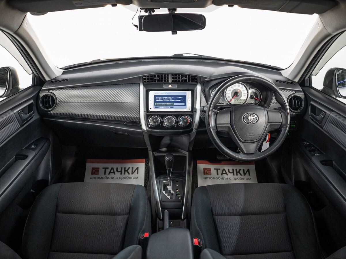 Toyota Corolla Fielder 2012 - фото автомобиля