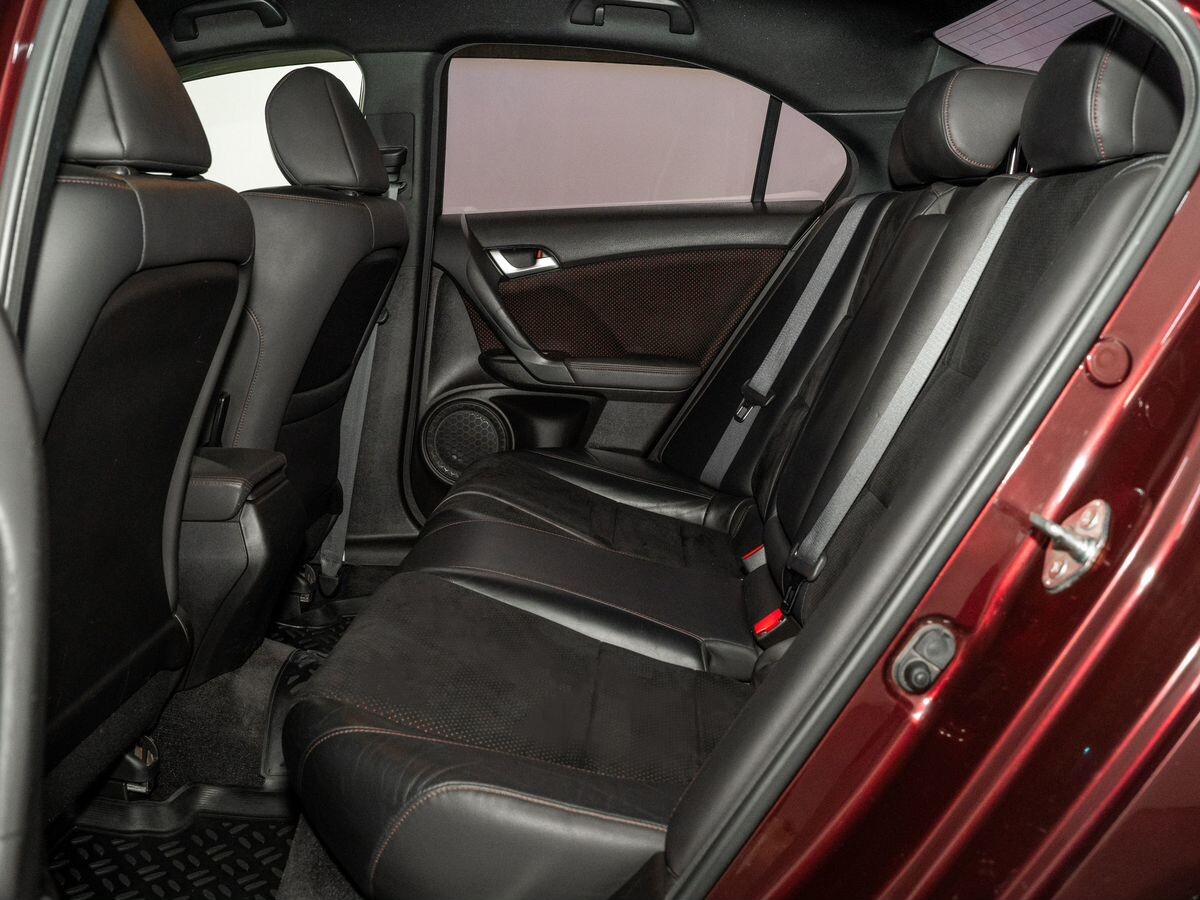 Honda Accord 2012 - фото автомобиля
