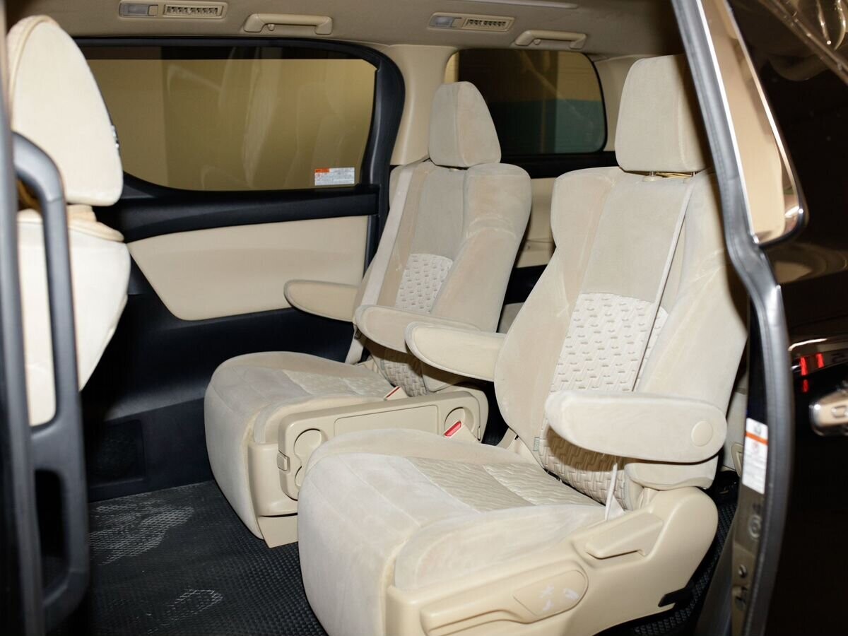 Toyota Vellfire 2015 - фото автомобиля