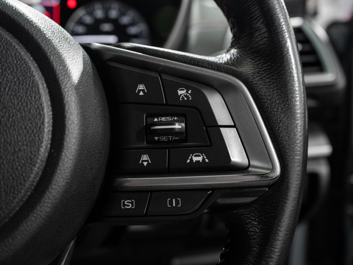 Subaru XV 2017 - фото автомобиля