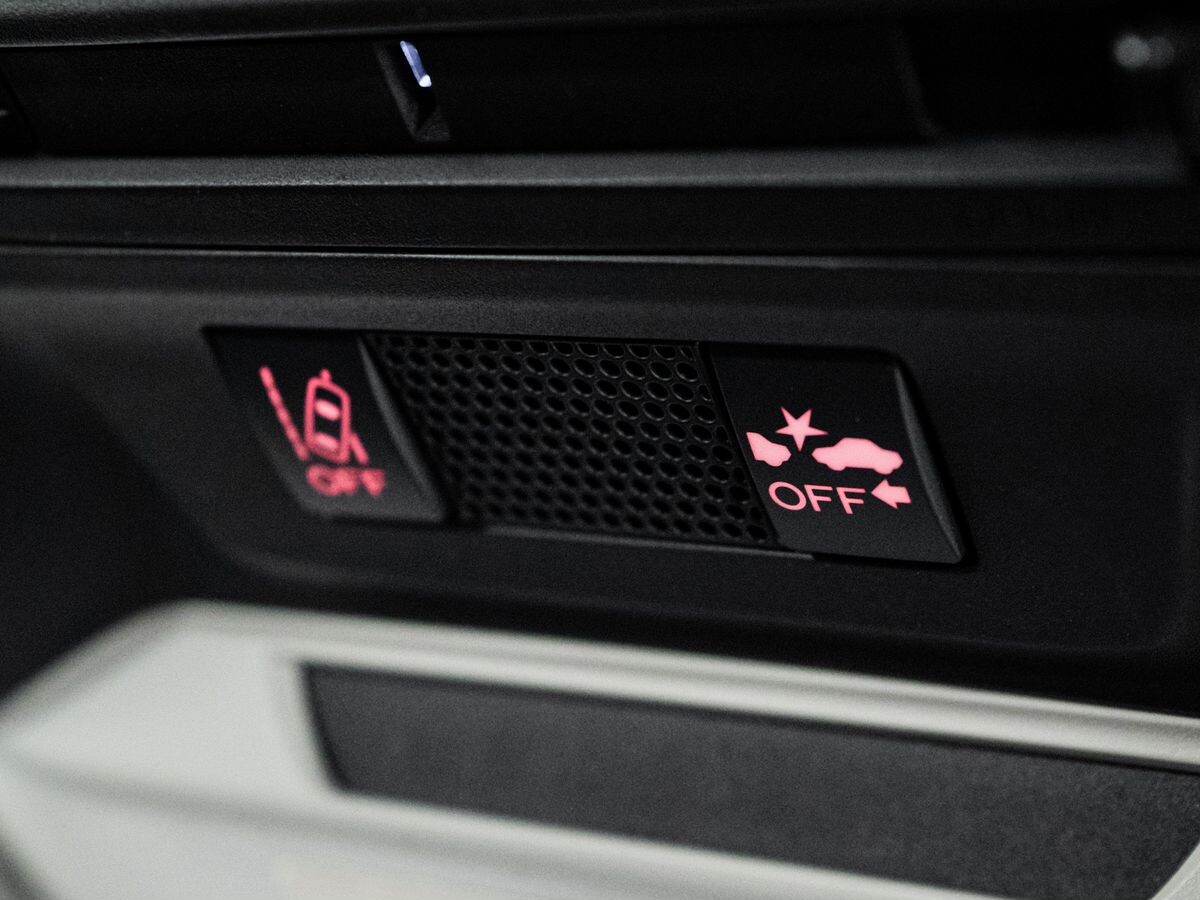 Subaru XV 2017 - фото автомобиля