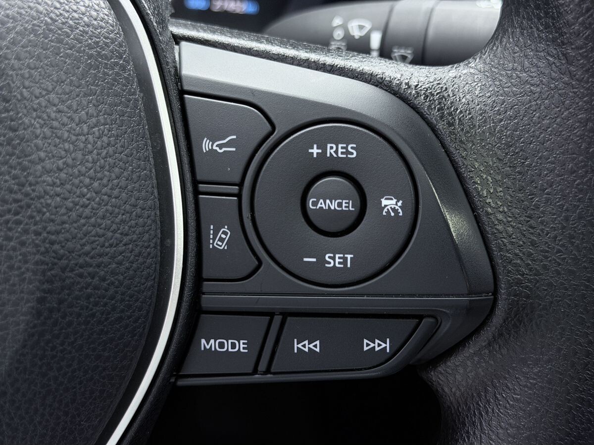 Toyota Corolla 2023 - фото автомобиля