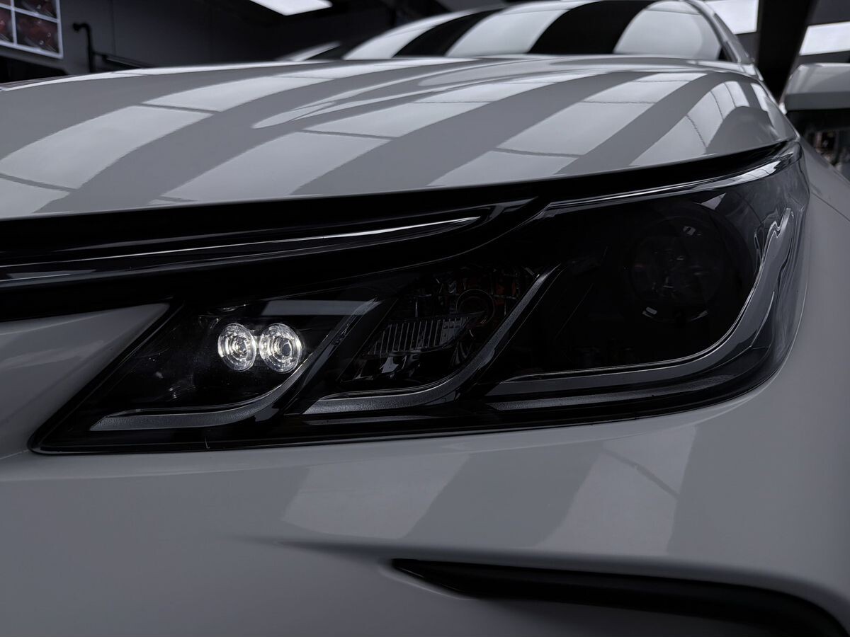 Toyota Corolla 2023 - фото автомобиля