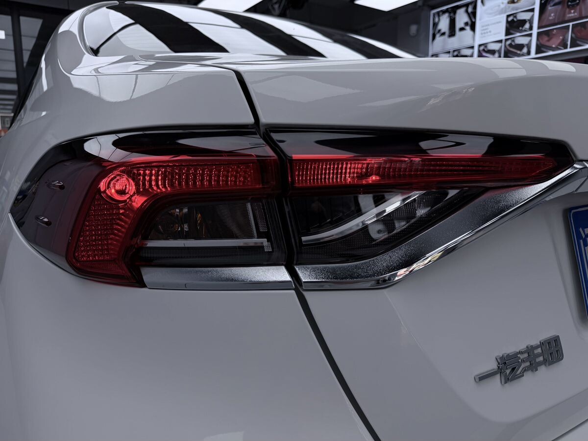 Toyota Corolla 2023 - фото автомобиля