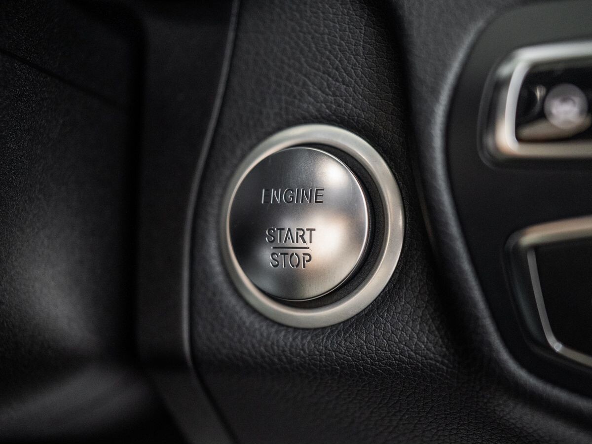 Mercedes-Benz C-Class 2015 - фото автомобиля