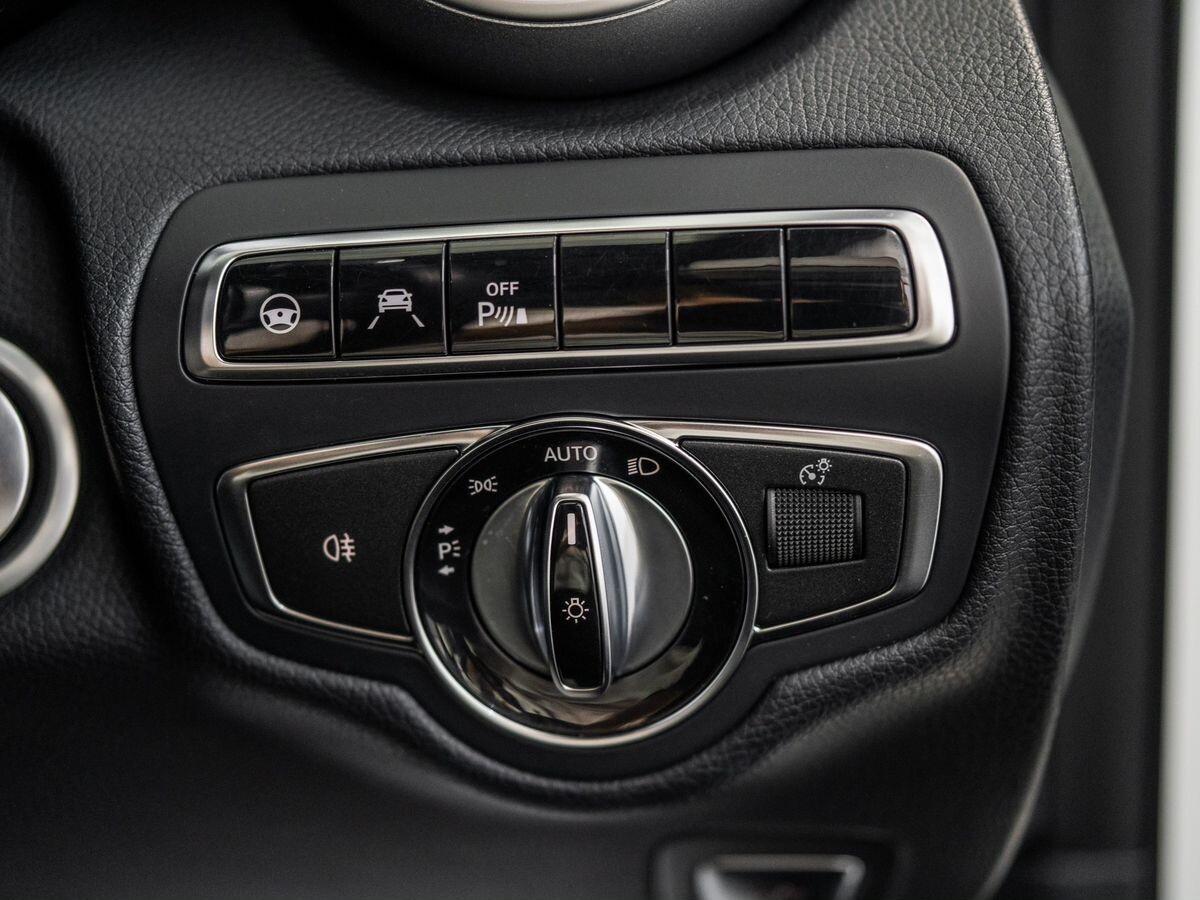Mercedes-Benz C-Class 2015 - фото автомобиля