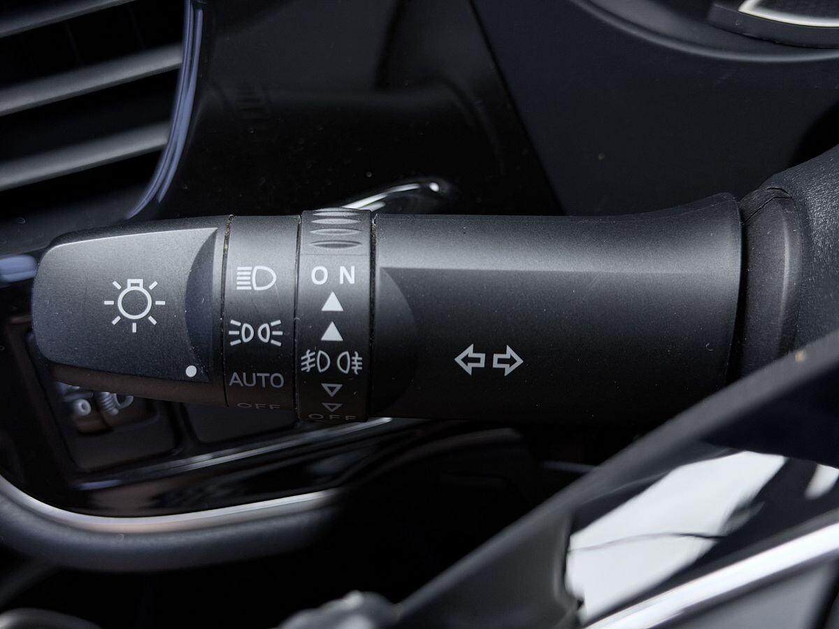Mitsubishi Outlander 2021 - фото автомобиля