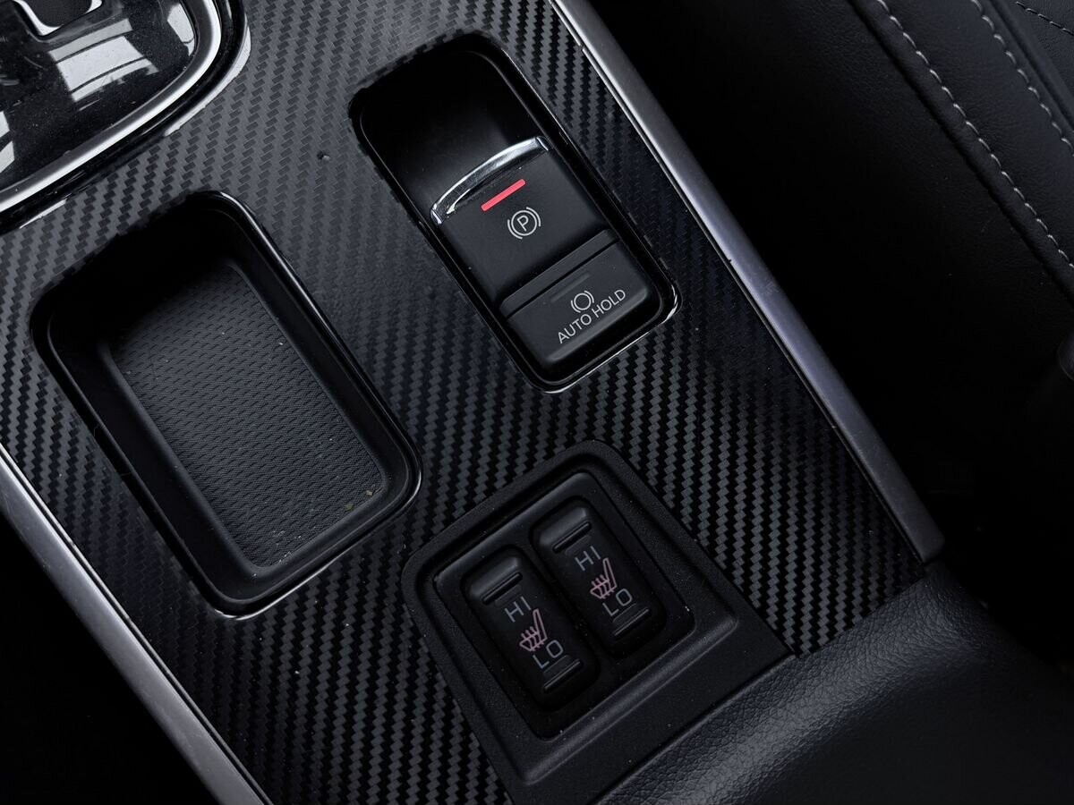 Mitsubishi Outlander 2021 - фото автомобиля