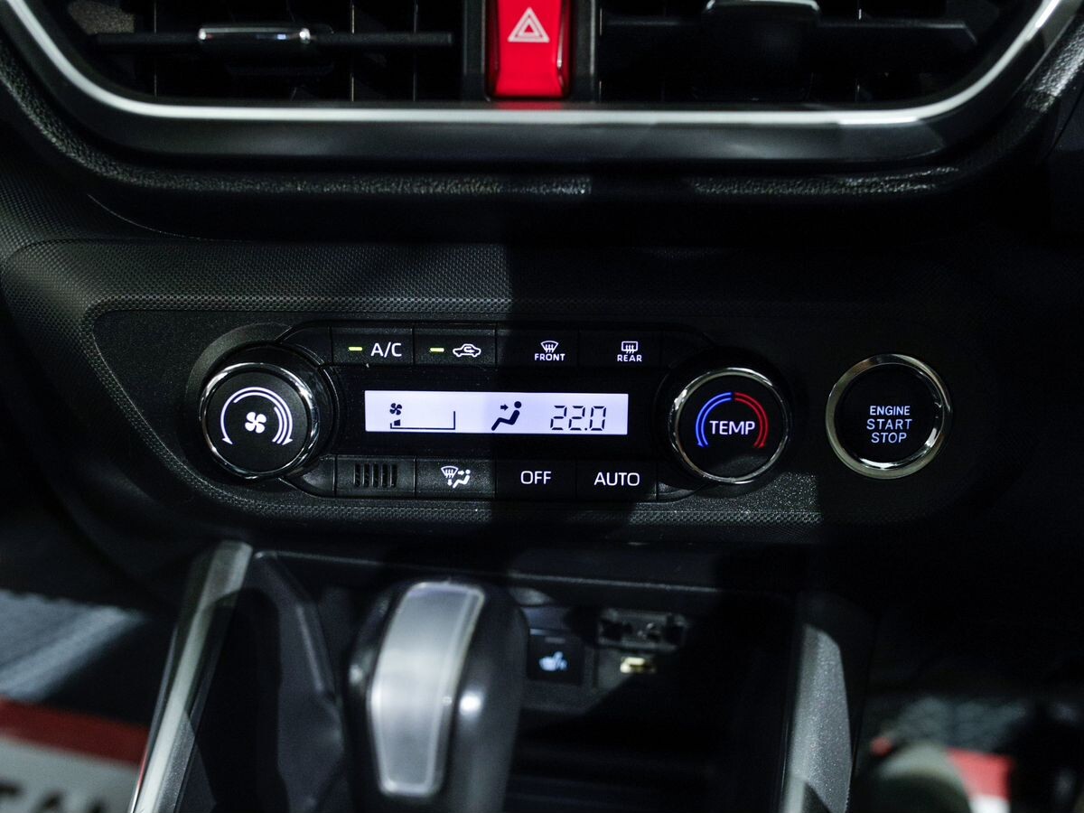 Toyota Raize 2020 - фото автомобиля
