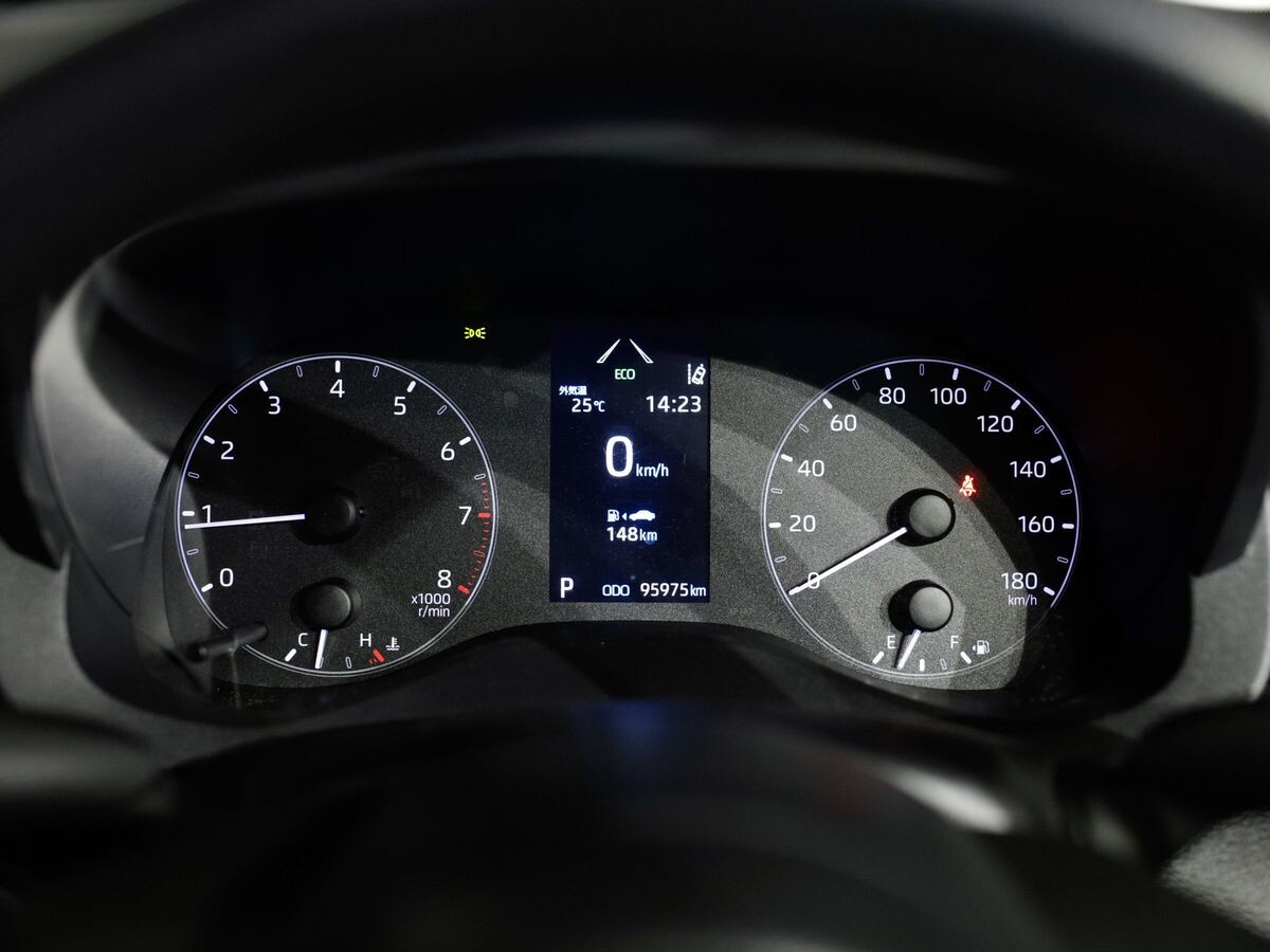 Toyota Yaris 2020 - фото автомобиля