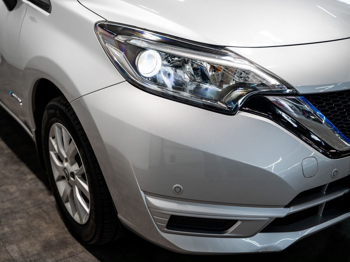 Nissan Note 2018 - фото автомобиля