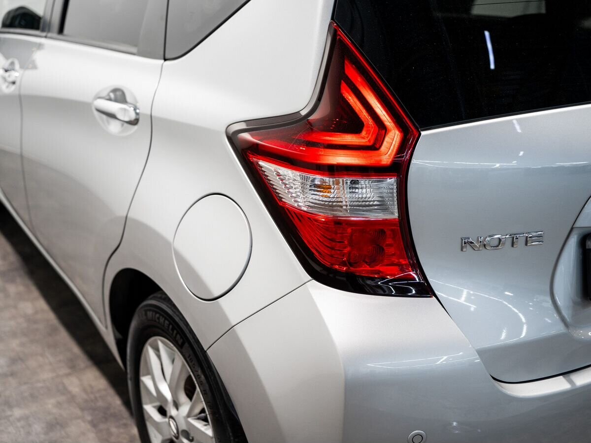Nissan Note 2018 - фото автомобиля