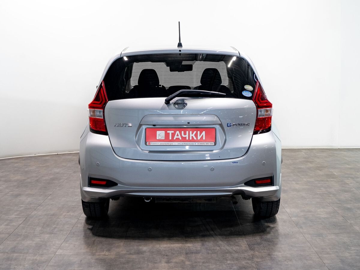 Nissan Note 2018 - фото автомобиля