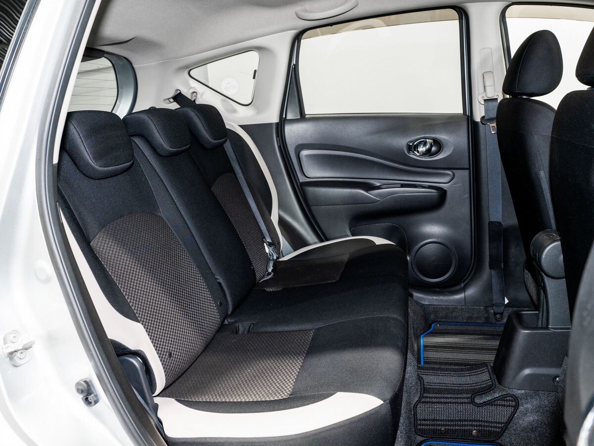 Nissan Note 2018 - фото автомобиля