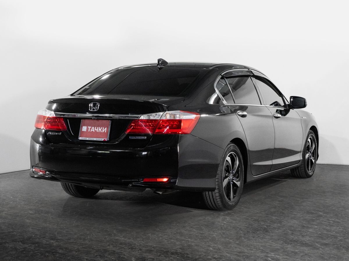 Honda Accord 2013 - фото автомобиля