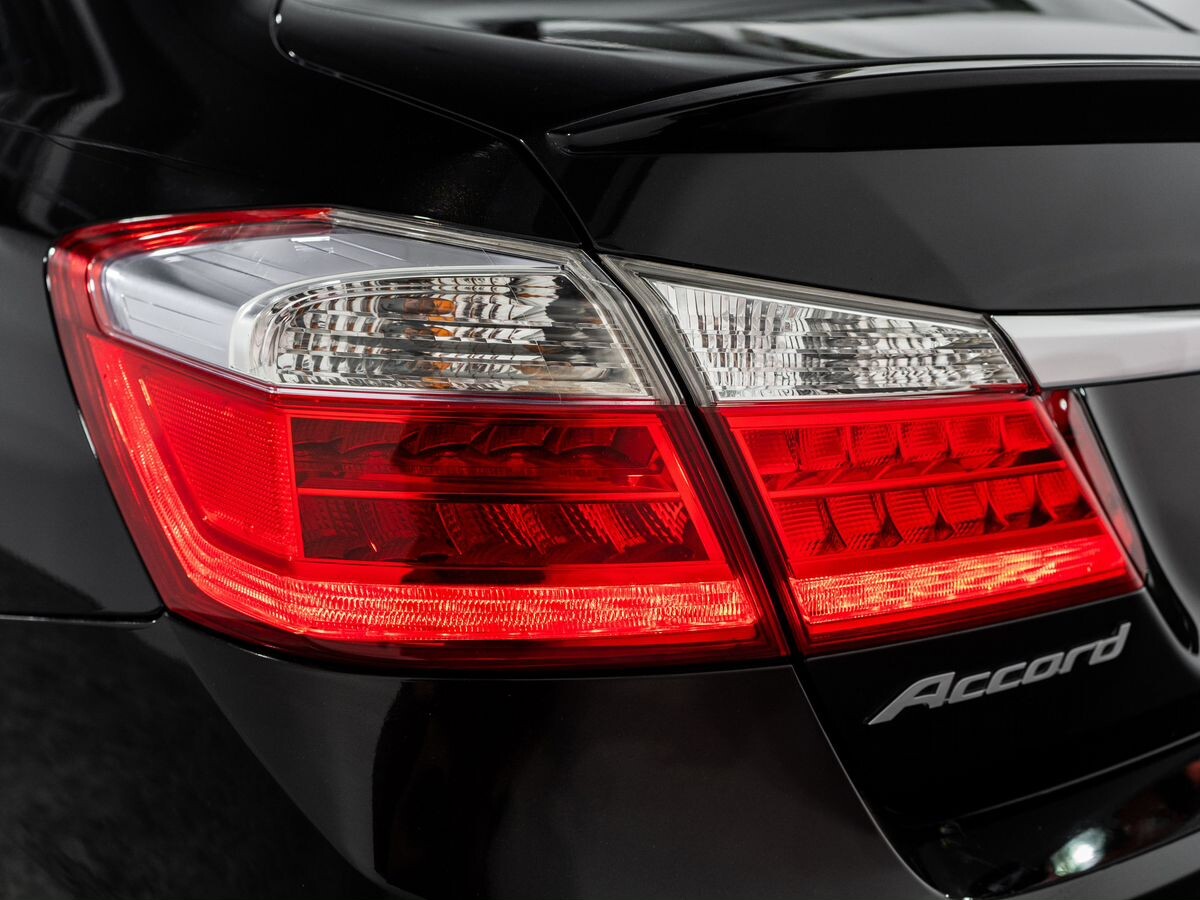 Honda Accord 2013 - фото автомобиля