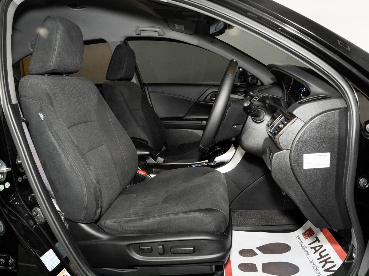 Honda Accord 2013 - фото автомобиля