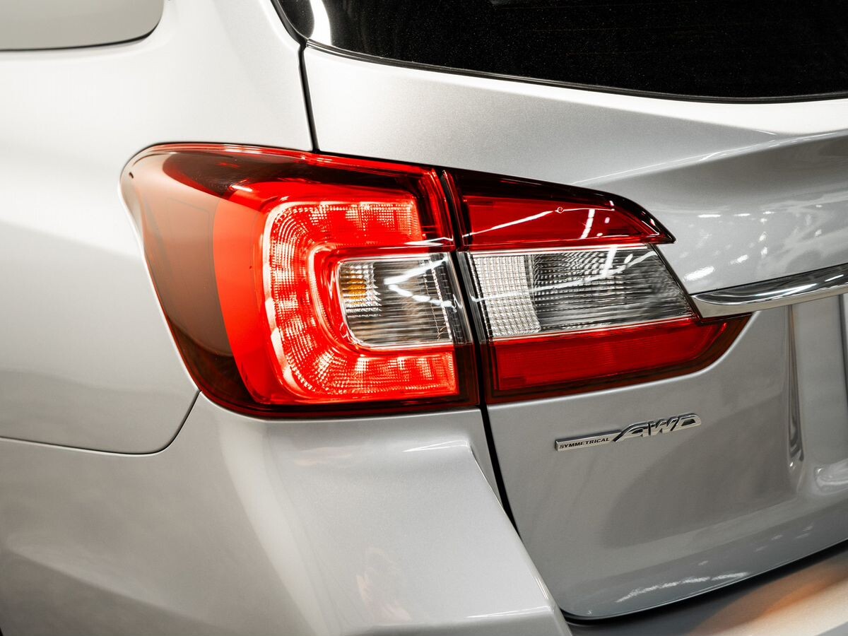 Subaru Levorg 2015 - фото автомобиля