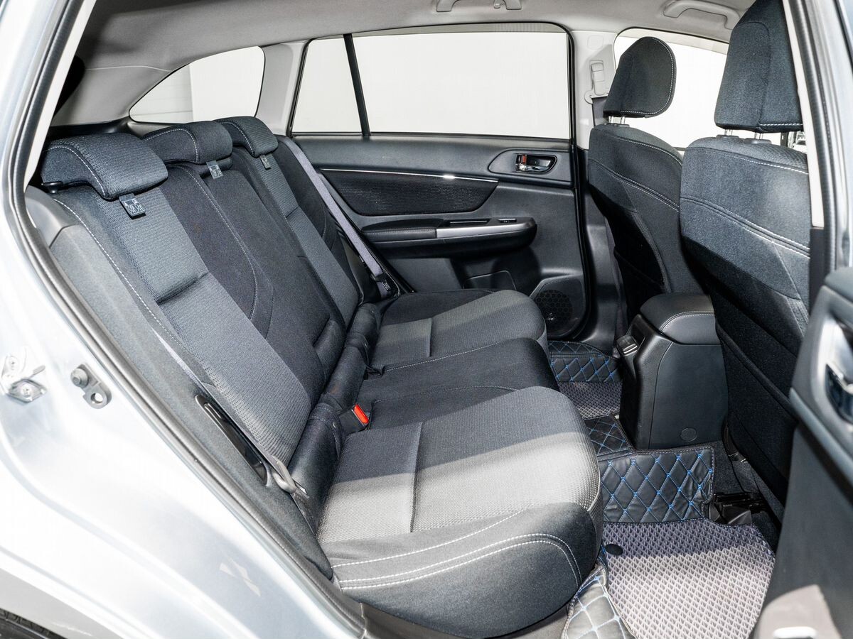 Subaru Levorg 2015 - фото автомобиля