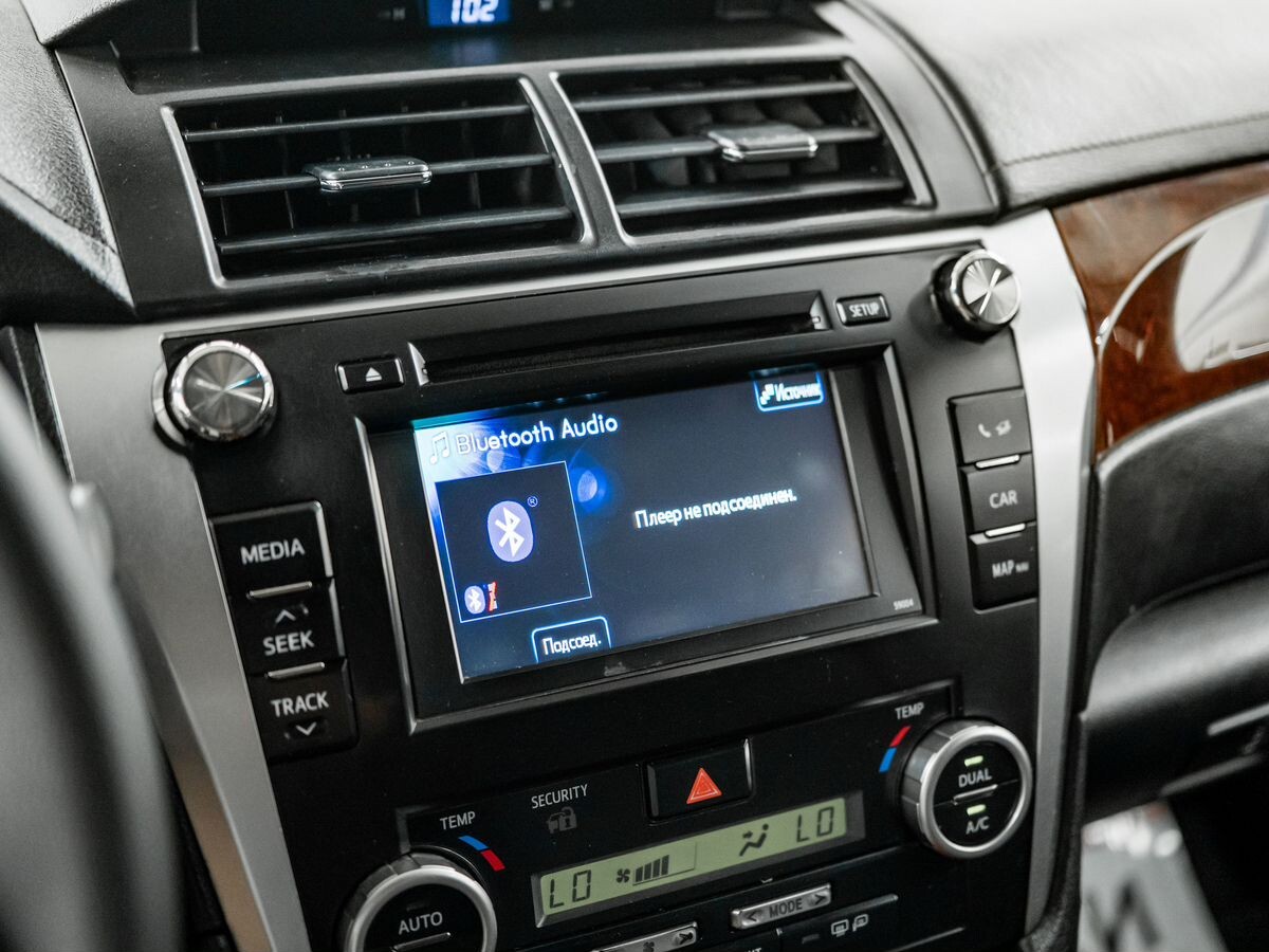 Toyota Camry 2013 - фото автомобиля