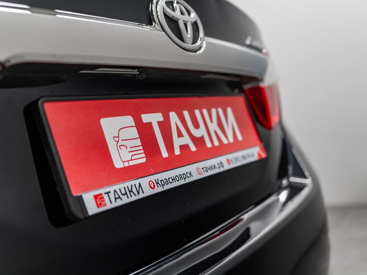 Toyota Camry 2013 - фото автомобиля