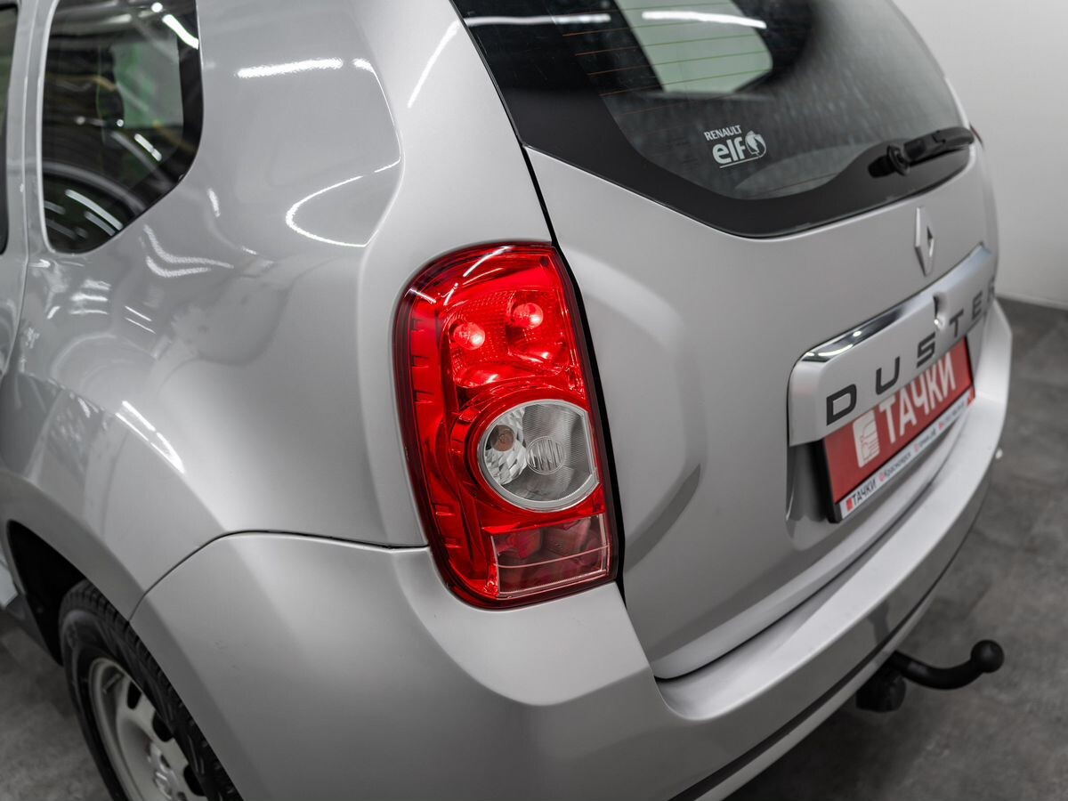 Renault Duster 2012 - фото автомобиля