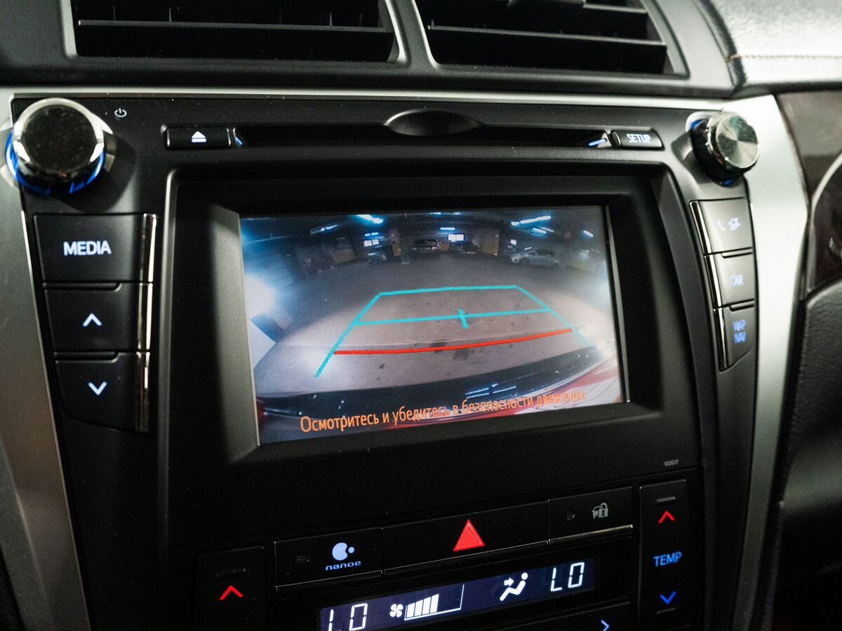 Toyota Camry 2014 - фото автомобиля