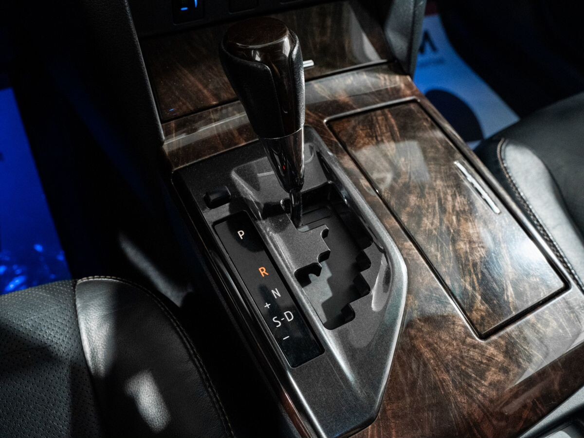 Toyota Camry 2014 - фото автомобиля