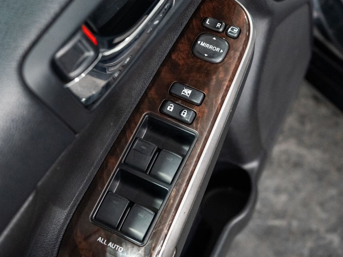Toyota Camry 2014 - фото автомобиля